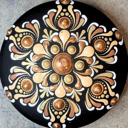 genie_artlife's profile picture. ❁無数の点で描く・心が整う【Dot MandalaArt】
❁ドット専用画材\厳選/オンラインショップ
❁初心者向けオンラインレッスン受付中↓
❁【手描きの装飾模様】ハンドメイド作品はミンネで販売しています。