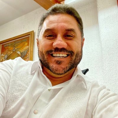 WencesMexico's profile picture. Periodista. Director de @TiempoDigitalMx.