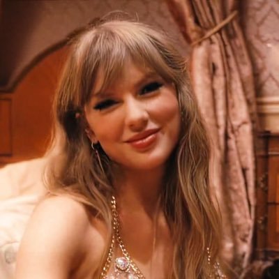 taybrinaas's profile picture. 23| I love taylor swift & sabrina carpenter🫶🏾✨ tnx1