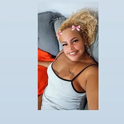 Juliana__Carlos's profile picture. O importante é ser feliz não importa onde, não importa como ⚓⛵

Carlos meu amor 💙