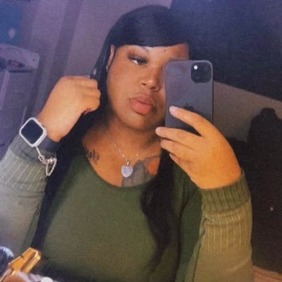 bri_cy1's profile picture. real is rare