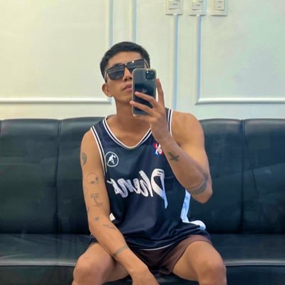 brmlry's profile picture. 5'7  - Vbot