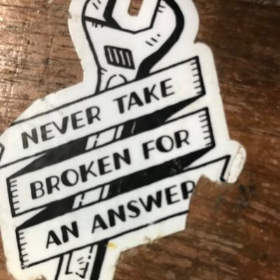 blacksectional's profile picture. a bio!