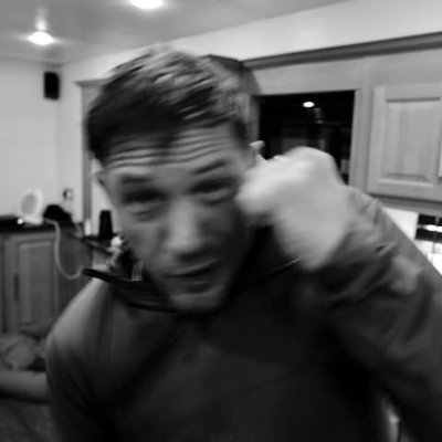 ROITFN's profile picture. 🇵🇸|Competitive Fortnite Player 
1x grand finals 🏆
700$ earning 💵 Fortnite pro 
F/A

كُلُّ نَفْسٍ ذَائِقَةُ الْمَوْتِ