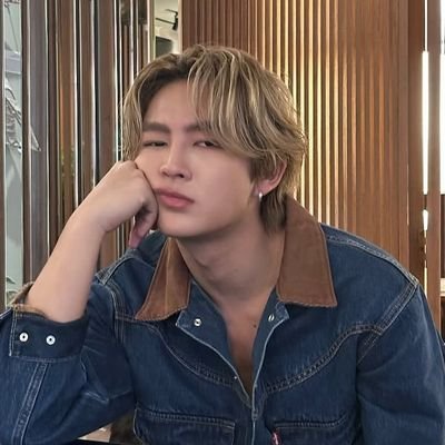 lukpphaer's profile picture. —★ @heartchuthiwat |
#BUSbecauseofyouishine #SuperThai #ZOLAR_th #INTO1 #GOT7 #R1SE |