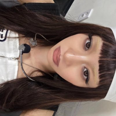 theogirle's profile picture. a girl who loves #태양 ! 🪽