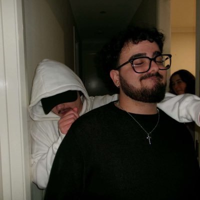 ZerozyVisuals's profile picture. 20 | Media Nerd