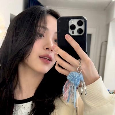 jaonuea__'s profile picture. 𖤐⡱ 🪸รวินทร์วนีญา #พิวัฒน์ฐิติเมธากุล ࣪ ✮· 🪼 ˖ ࣪✮ ˖ ࣪ #BLACKHINBBC 🫧 #vibebloszy 𓂃 🐠