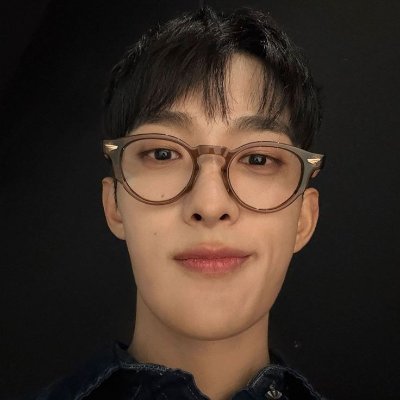 dekeykyeom's profile picture. tonight, i wanna ride with you