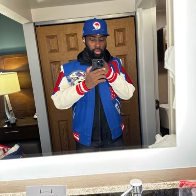 CAPDEE24's profile picture. 