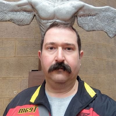 Mohammad_42__'s profile picture. من می‌خواهم بدانم که راستی زندگی یعنی اینکه توی یک تکه جا هی بروی و برگردی تا پیر شوی و دیگر هیچ، یا اینکه طور دیگری هم توی دنیا می‌شود زندگی کرد؟