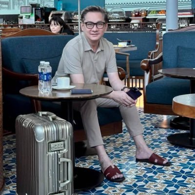 InhToan10076's profile picture. 