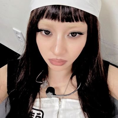 b0dh1ria's profile picture. ◯꯭꯭꯭◯ㅤㅤㅤ𝖴𝗇 𝗅𝖺𝗍𝗂𝖽𝗈 𝖽𝖾 𝖺𝗆𝗈𝗋 𝗒 𝖺𝗋𝗍𝖾, ㅤ𐭍ㅤᅠᅠ
 ོ ⎯ 𝘀𝗼𝘀𝘁𝗲𝗻𝗶𝗱𝗼 𝗉𝗈𝗋 𝗅𝖺 𝖽𝖾𝗅𝗂𝖼𝖺𝖽𝖾𝗓𝖺 𝖽𝖾 𝗅𝗈 𝚟͟𝚞͟𝚕͟𝚗͟𝚎͟𝚛͟𝚊͟𝚋͟𝚕͟𝚎.