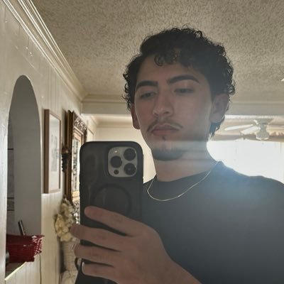 angelxmartinezz's profile picture. 