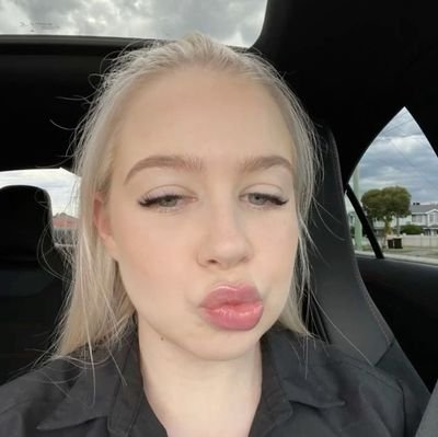 Veronic53029490's profile picture. 🇵🇱🇱🇷 let's fun together 🎉🎉