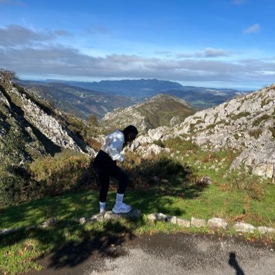 Teipon_'s profile picture. "La vida son ciclos: hay ciclos que estás ¡plof! y hay ciclos que estás ¡uh!".