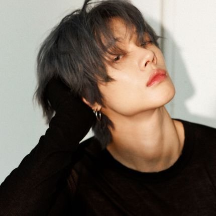 yawnezzn's profile picture. Your daily dose of IT boy vibes.