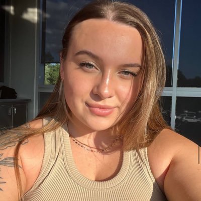 ahsleek986's profile picture. 