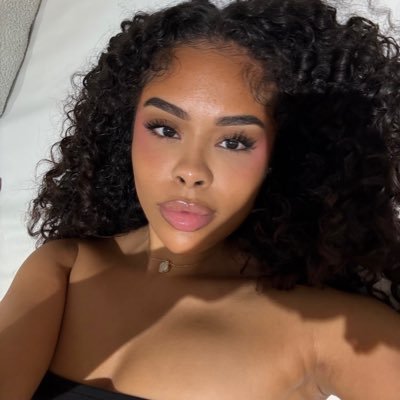 ricardaemiliaa's profile picture. ⭐️⭐️⭐️⭐️⭐️