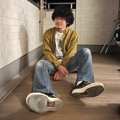 sicqds's profile picture. 短歌が好きです。ロックンローラです |やけうち短歌会|理系院卒|ASD|双極性障害 | 既刊『dilemma』 | 文フリ東京42で『eureka』発売予定