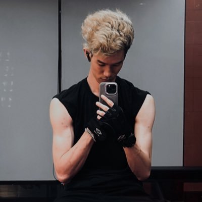 Cloud_castle27's profile picture. ℕ𝕖𝕡𝕙𝕠𝕡𝕙𝕚𝕝𝕚𝕒☁️🄼🅈 🄾🅂🄷🄸@jennie_sorasora💜🪿@Cherrie_Seishin💛🍒 @Mimii_ikinari 🩵🐶 @preamstarrynite ❤️🐣