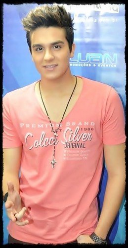 Fco criado dia 29/03/2012 . @luansantana é um vicio que jamais quero largar s2