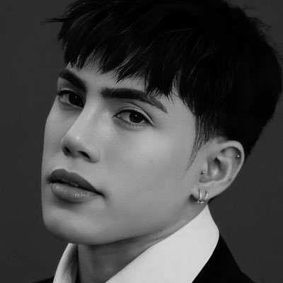 AnnamaeTwisted's profile picture. fangirling account for Stell and SB19. 🍓❤️