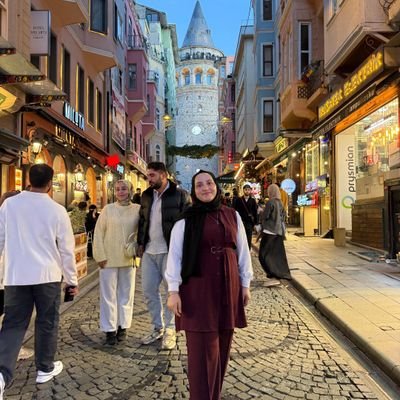 azicikgergin's profile picture. nurse