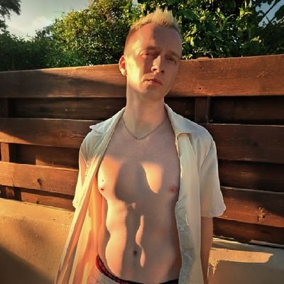Billy_Frost0815's profile picture. Male Content creator - Model ❄️ EU based adult performer 💦 VIP content & exclusive access 👉 https://t.co/FRWvRLps9Z All other links 🔗↘️