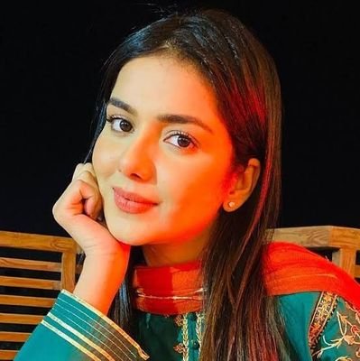 fatima_riy7415's profile picture. Love is a form of worship and you are my sacred prayer 🕊️