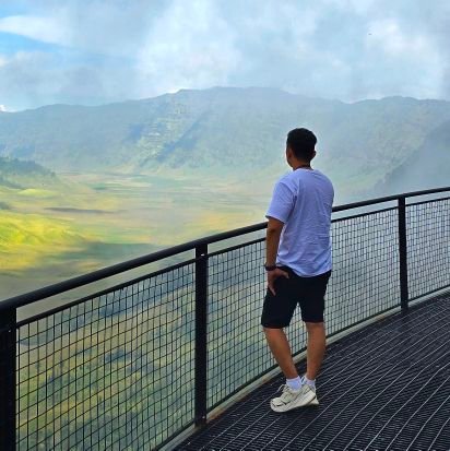 woodeiy's profile picture. My Life My Adventure | Traveling | Hiking | Reading | Sleeping | Juve | Barca | Chelsea | Sederhana lebih baik.