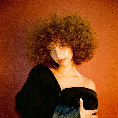 worldofamma's profile picture. hey humans, here’s three songs :)