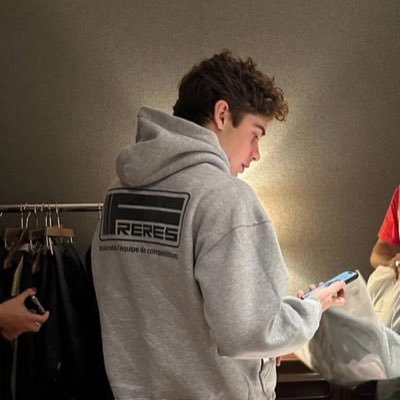 holycolapinto's profile picture. mi mamá me dio la vida y alpine las ganas de quitármela