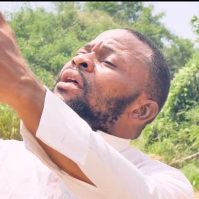 frereEddyphoba's profile picture. Serviteur de Dieu, chanteur Gospel et 
Compositeur 🤲
https://t.co/L8dThbVeWK mon parti politique