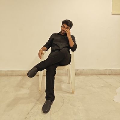 Swaashrkts's profile picture. Cricket-Civil-Life and everything in between.💜