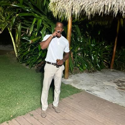 _KayTrill's profile picture. ⚽️ | 🎧 | #MUFC | John 3:16 🙏🏽