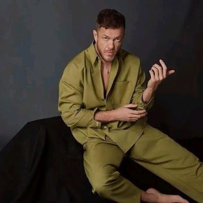 JoellenJ53788's profile picture. Daniel Coulter Reynolds is an American Singer Songwriter, and Musician. He is the lead vocalist and a founding member of the Pop rock band imagine Dragons.