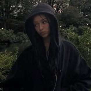 dorayangi's profile picture. 💋📓💄