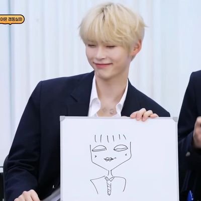 retaw0102's profile picture. 넌 나의 비올