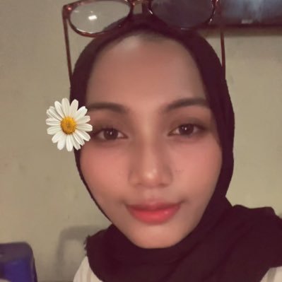 pawmeoo's profile picture. 