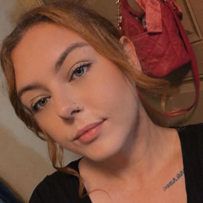 emilyserber's profile picture. 