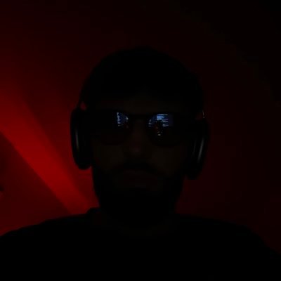 RubenScale's profile picture. Soy un maldito enfermo de los infoproductos y vivo muy bien de ello :)