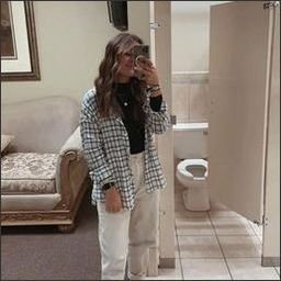 Arrieriv168380's profile picture. 