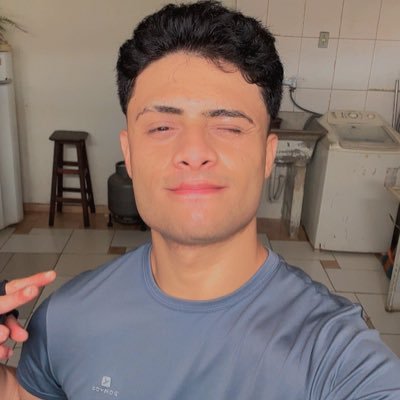 klebersantiago_'s profile picture. a vida é igual um tapa na bunda, às vezes dói, às vezes dá tesão!