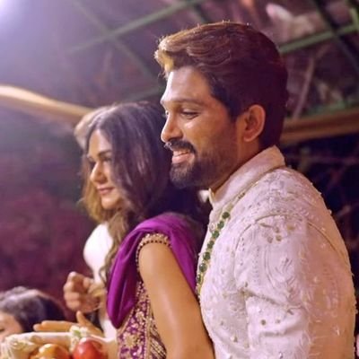 Karthik33688220's profile picture. #Allu Arjun Army 😈
MSD ❤️
#Black lover 
#Waiting to create the madness on Dec 6 💥🔥
#Pushpa the rule 🐉🪓