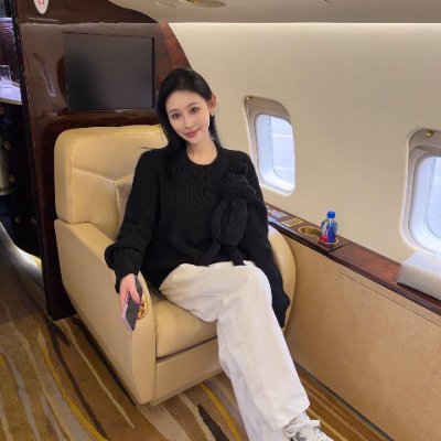 Monica38193729's profile picture. A gentle heart, a clear mind; an independent woman, a rational romantic, a free idealist; kindness guides me, art moves me, wealth serves me.