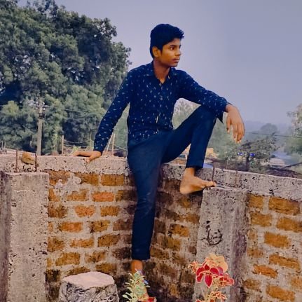 Krishnakum79575's profile picture. 