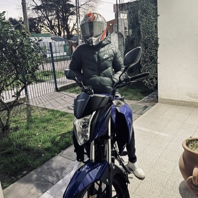 7santig's profile picture. 