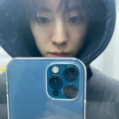 tokkkkkuno's profile picture. 정지 또 당했어요..팔로우 받아주세요 😭