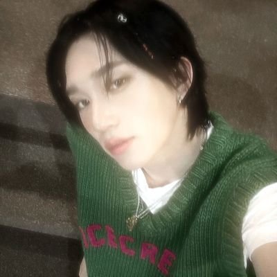 lilac_class's profile picture. you'll see angels fly